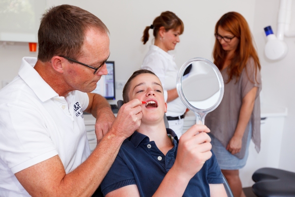 Services A Family Dentist Provides