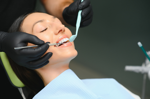 Cosmetic Dentistry Tips For Maintaining A Beautiful Smile